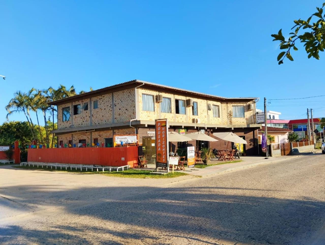 Pousada Horizontes Hotel Praia do Rosa Exterior photo